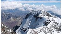 Puncak_Jayawijaya_Salju_Abadi_Terancam_Hilang_Total_Tahun_2026