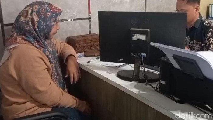 Ibu_Rumah_Tangga_Tertipu_Mobil_Murah_Rp68_Juta_Modus_Penipuan_Segitiga_Terungkap