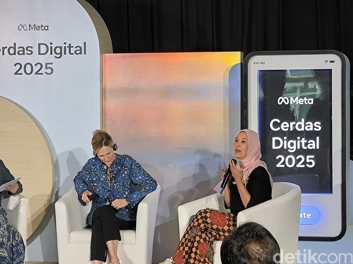 Orang_Tua_Melek_Digital_2025_Kuasai_Teknologi_Jagalah_Anak