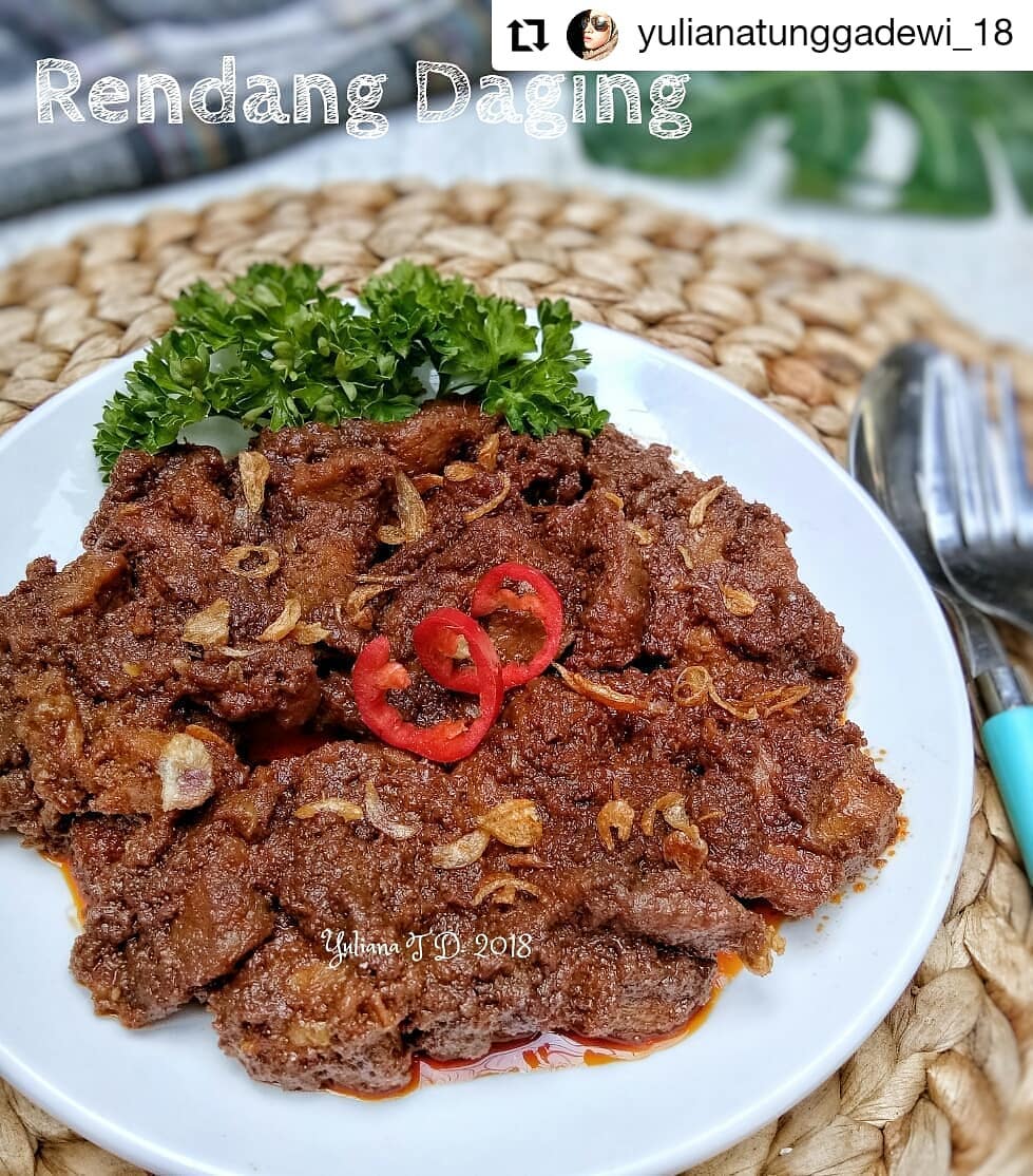 Rendang Sapi Empuk Legit Sajian Mewah Lebaran yang Tak Terlupakan