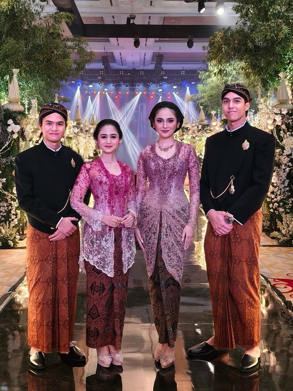 Ayu Syifa Hadju & Tissa Biani: Pesona Calon Mantu Ahmad Dhani?