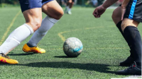 Mini Soccer vs Futsal: Perbedaannya Bikin Kamu Penasaran!