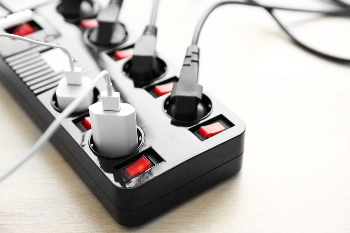 Tarif Listrik Juni 2025: Biaya per kWh Semua Golongan