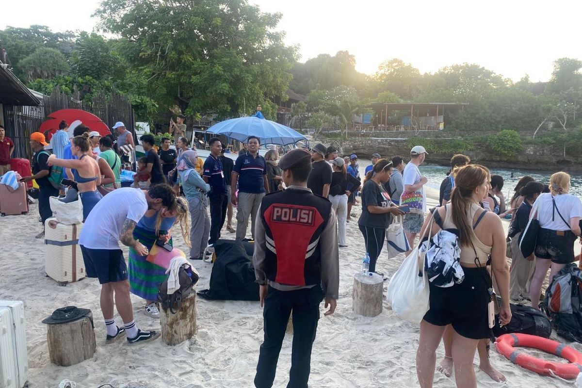 Tragedi Nusa Penida: Kapal Wisata Tenggelam, Keamanan Pantai Terabaikan?